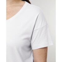 Stella Chiller  |  Locker sitzendes Damen Rundhals-T-Shirt