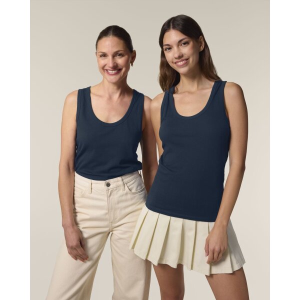 Stella Ava  |  Das eng anliegende Damen-Tanktop